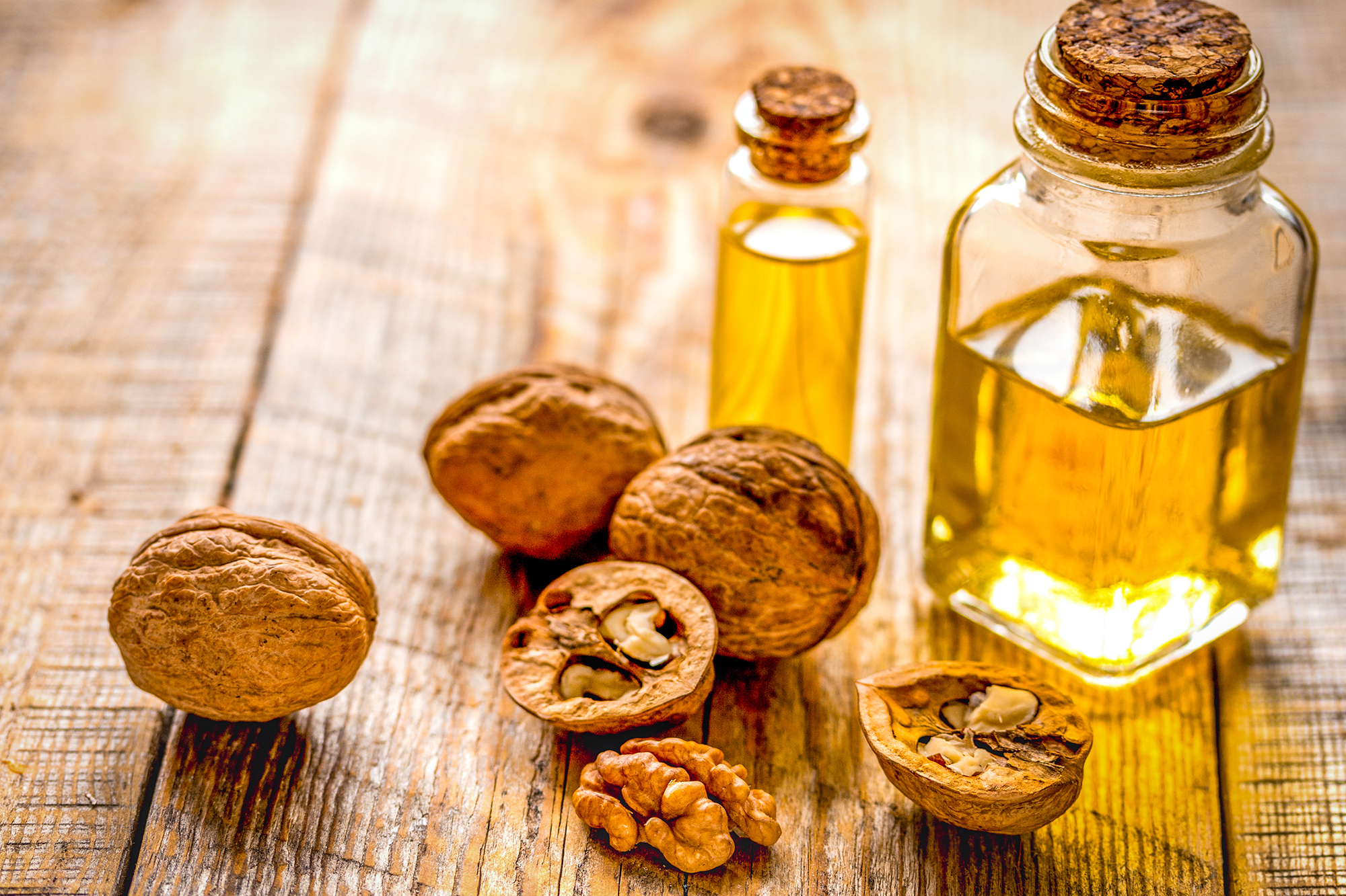 Walnussöl – Hochwertiges Pflanzenöl für feine Küche und vielseitige Anwendungen 0,25L