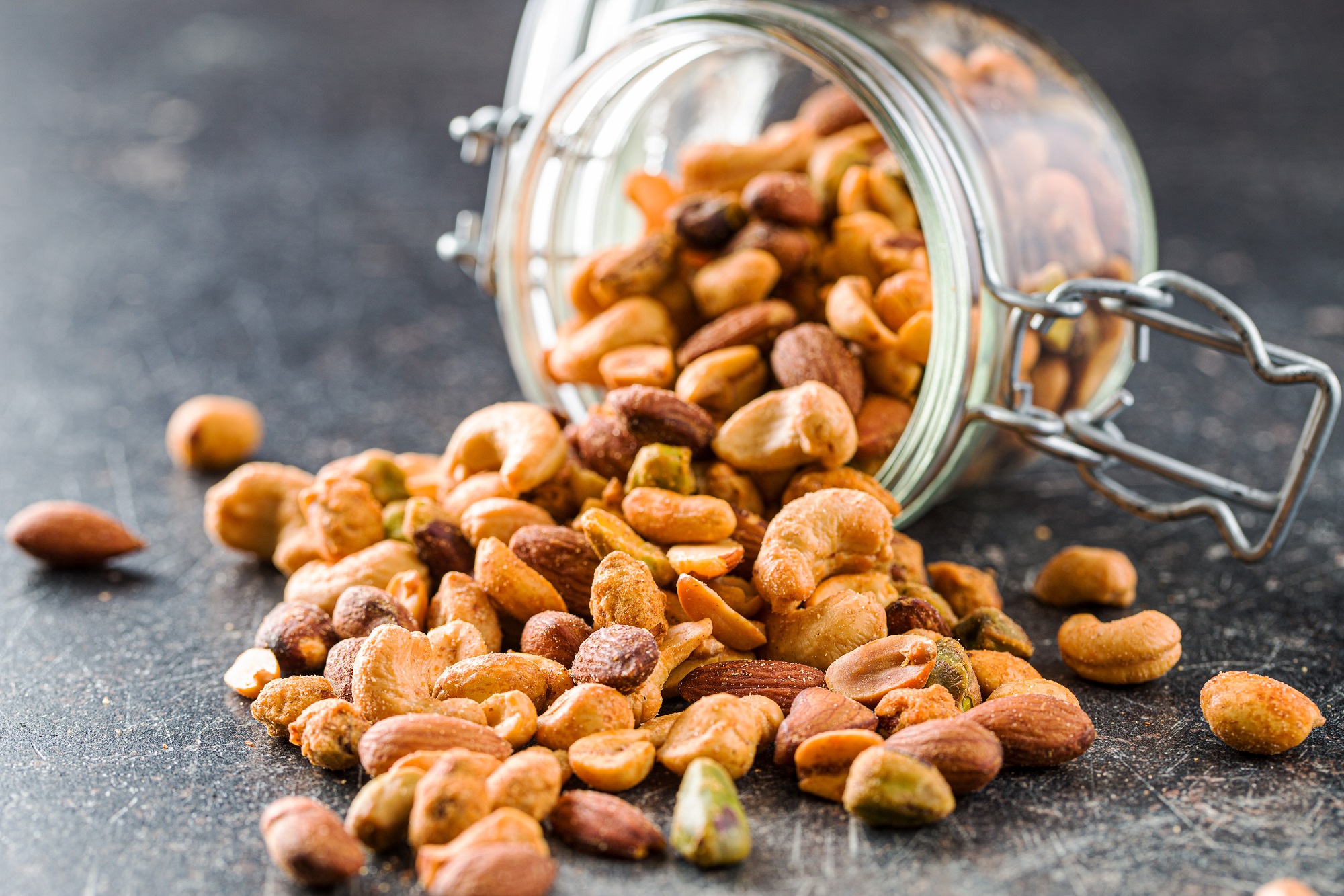 Cashewkerne mit Curry und Salz – Knuspriger Premium-Snack von Mynatura Cashewkerne mit Curry und Salz – Knuspriger Premium-Snack von Mynatura