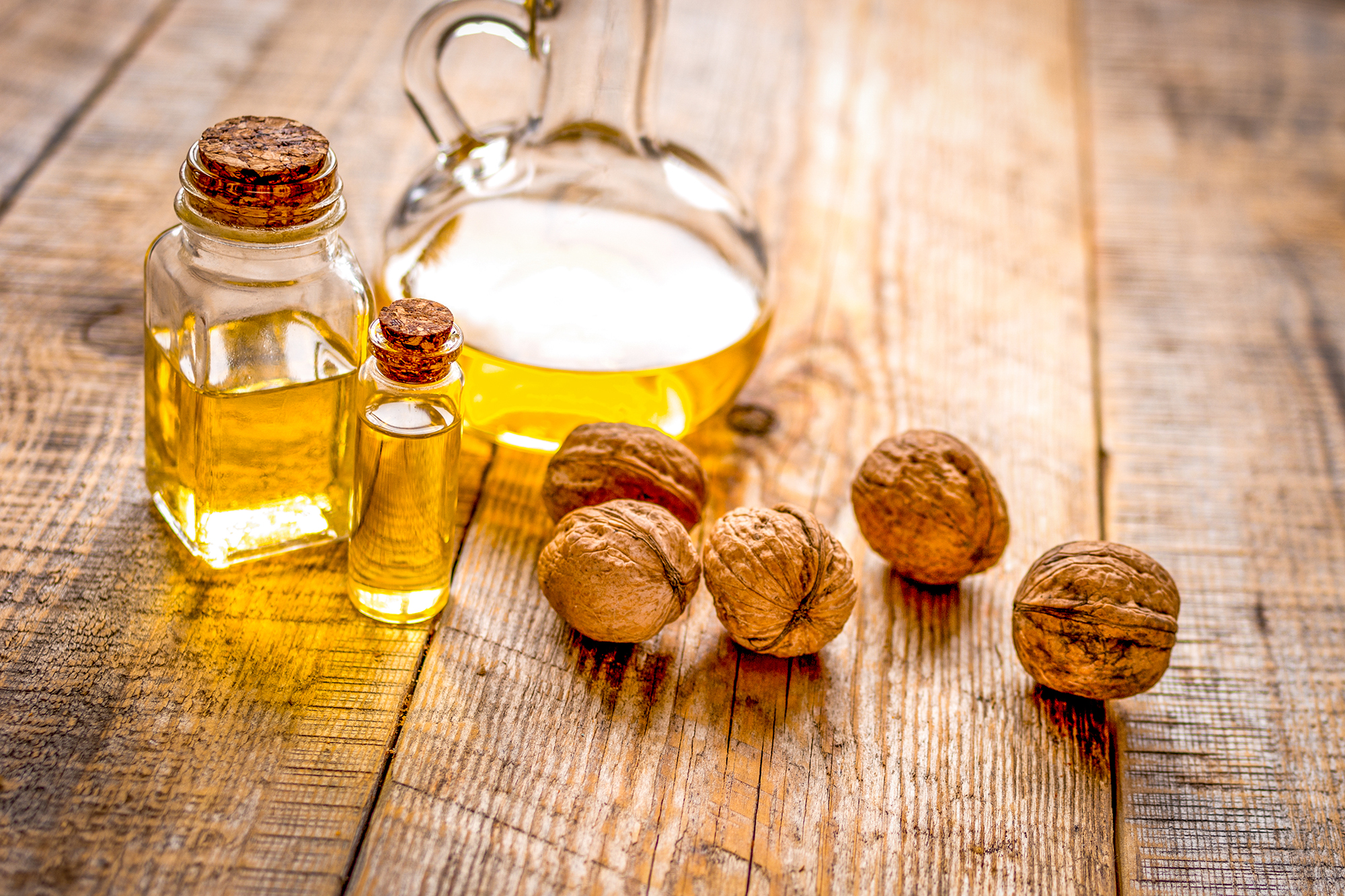 Walnussöl – Hochwertiges Pflanzenöl für feine Küche und vielseitige Anwendungen 0,25L